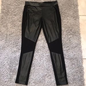 Black edgy chic leggings